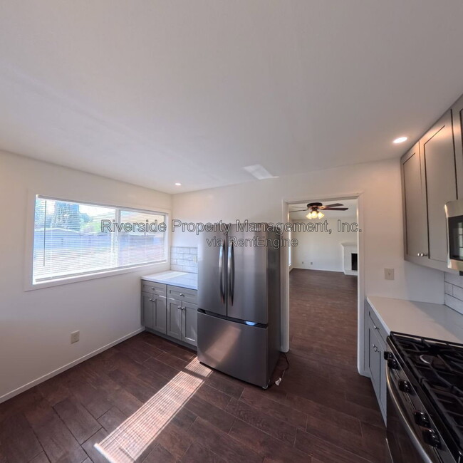 Building Photo - 4084 St George Pl