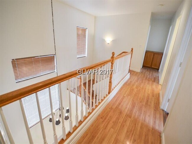 Foto del edificio - AVAILABLE NOW**SUMMERLIN ***4/2.5/2 CAR