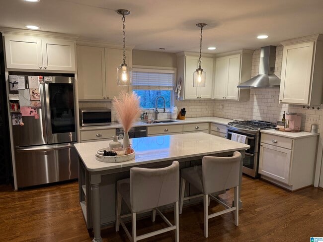 Foto del edificio - 3153 Woodhaven Dr