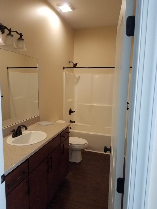 300 Wedgewood Dr Unit 301 Morgantown Wv 26505 Apartment For Rent Building Photo 300 Wedgewood Dr