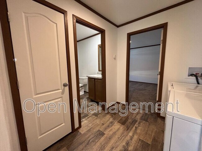 Foto del edificio - 700 S 12th St