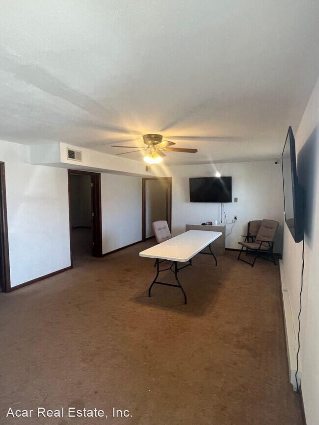 Building Photo - 3 br, 2.5 bath House - 12405 County Road 3120