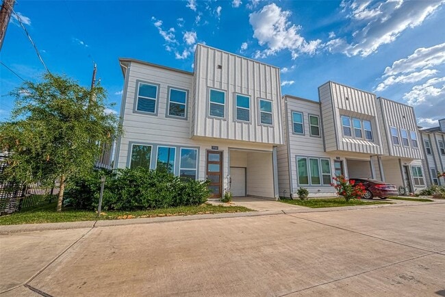 Building Photo - 7703 Rainbow Cl