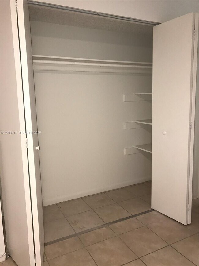 Foto del edificio - 2525 Polk St