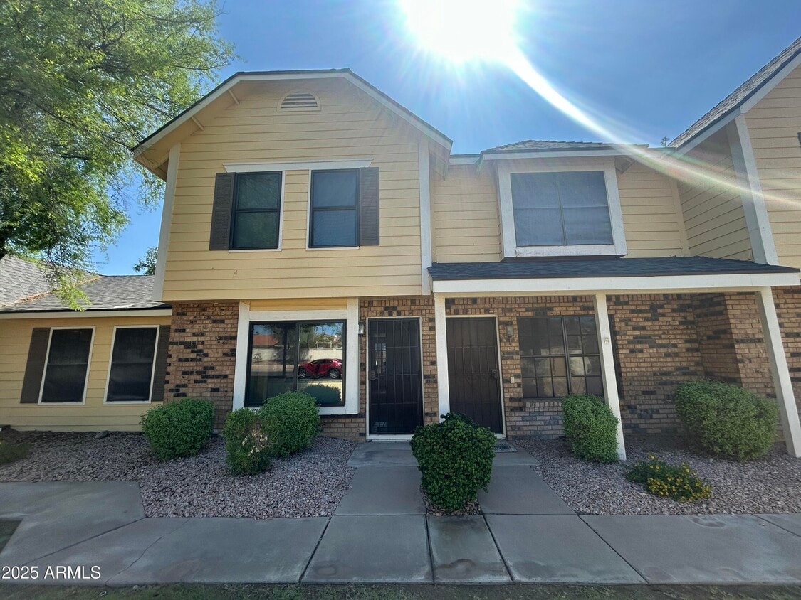 Primary Photo - 9830 S 48th Way