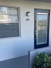 Building Photo - 7837 Golf Cir Dr