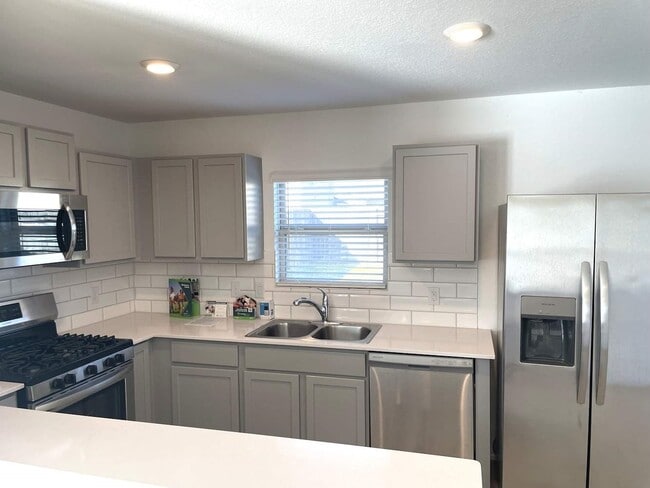 Building Photo - 22411 Sonora River Trce