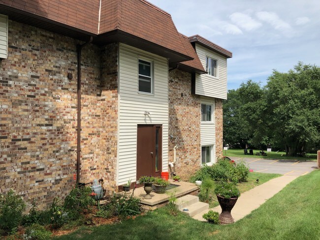 Foto del edificio - Hickman Hill Apartments HEAT & WATER INCLUDED