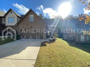 Building Photo - 4245 Lochshire Ln