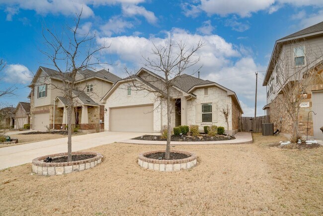 Foto del edificio - 2506 Auburn Chestnut Ln