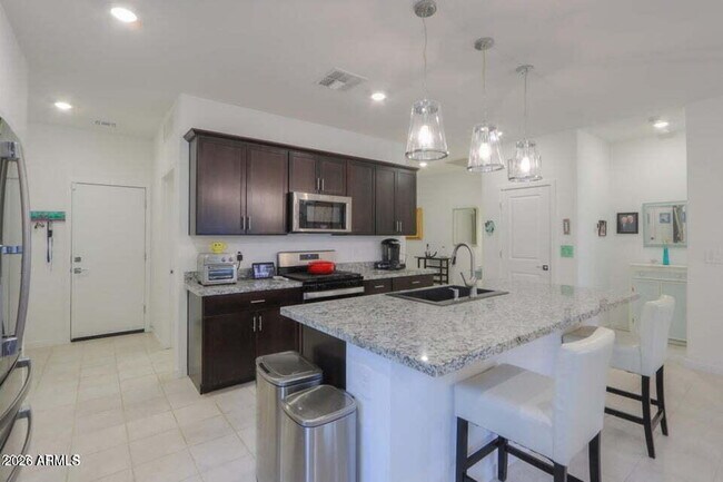 Foto del edificio - 41575 W Saguaro Dr