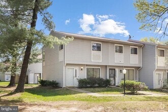 Building Photo - 3029 Heathcote Rd