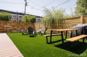 Foto del edificio - 1-70 Beach 92nd St