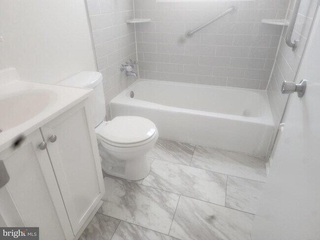 Foto del edificio - 40235 Beach Dr