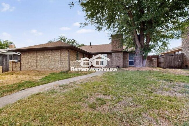 Building Photo - Move In Ready Completely Remodeled 3 Bedroom