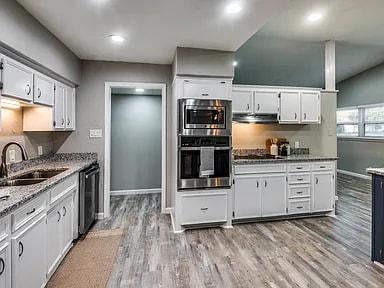 Building Photo - 2976 Sundial Dr