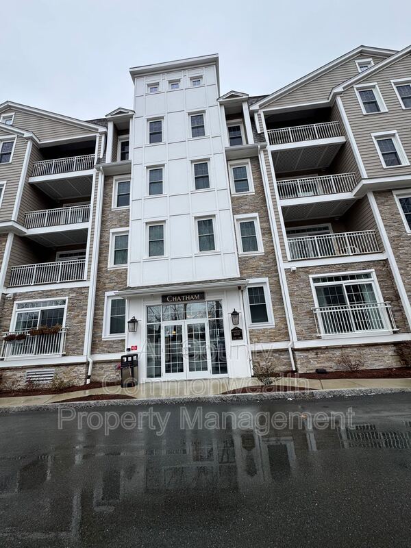 Photo - 320 Middlesex Ave House