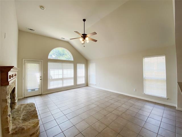 Foto del edificio - 4828 Van Zandt Dr