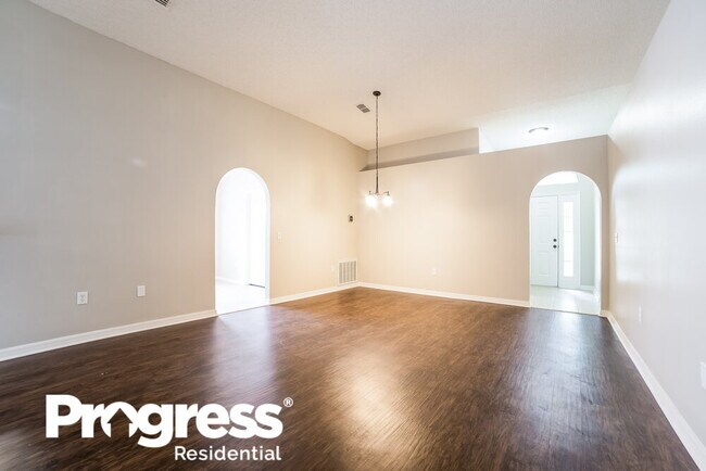Building Photo - 2925 White Magnolia Loop