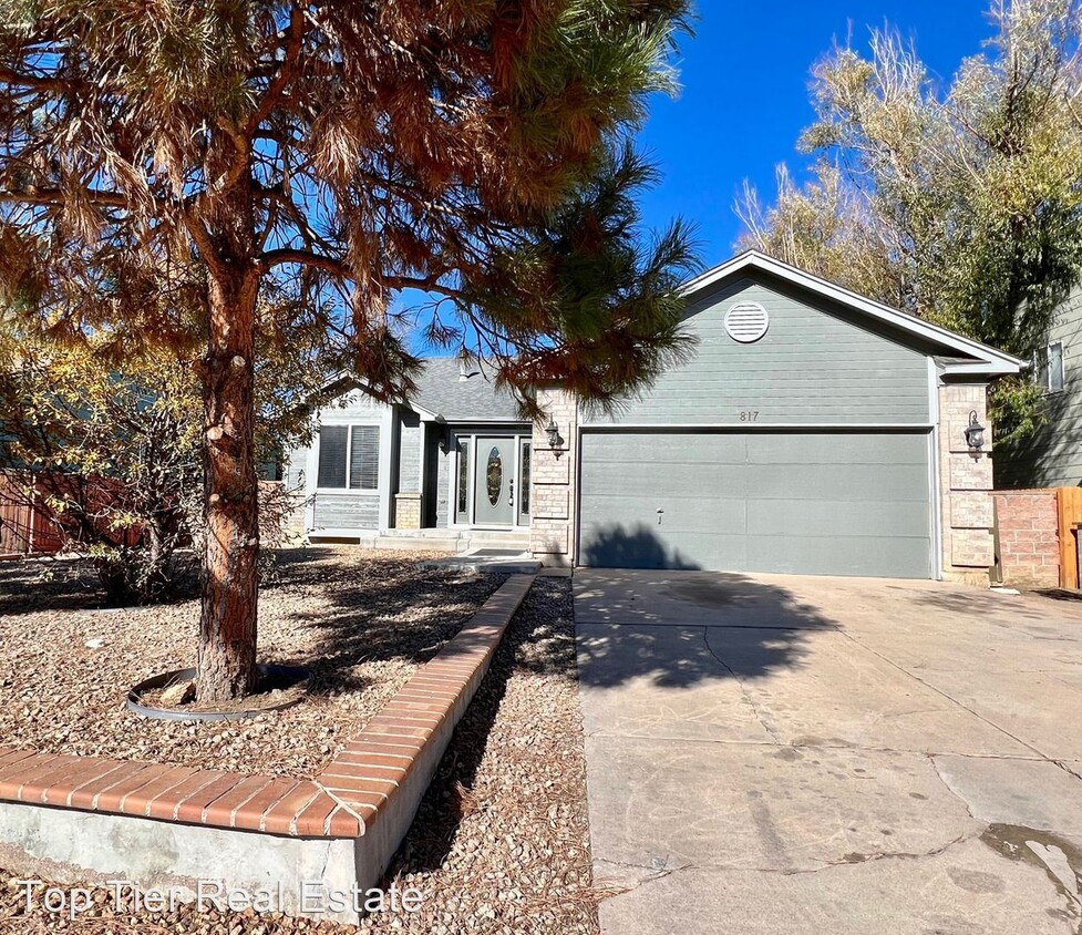 Primary Photo - 5 br, 3 bath House - 817 Marshall Drive