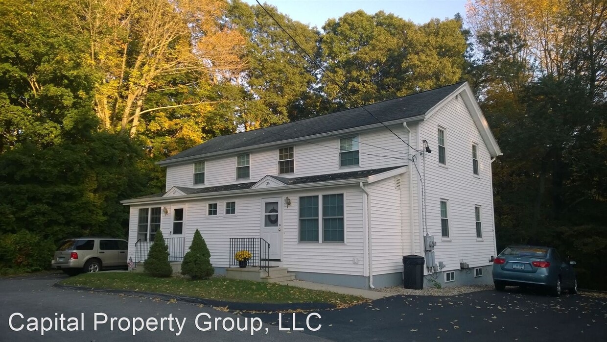 Primary Photo - 3 br, 1.5 bath House - 27 Sunnyside East Rd