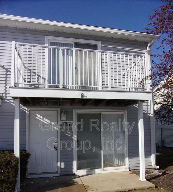 337 Meadow Green Ln, Round Lake Beach, IL 60073 House Rental in Round