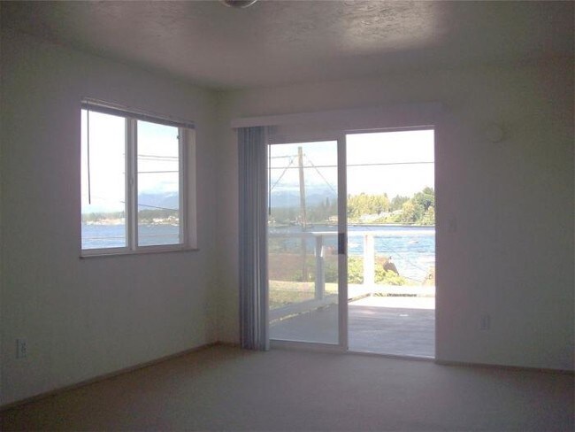 Foto del edificio - 3 bedroom in Lake Stevens WA 98258