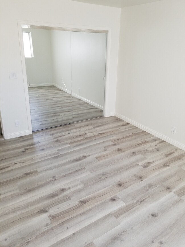 Foto del edificio - 1430 Amherst Ave