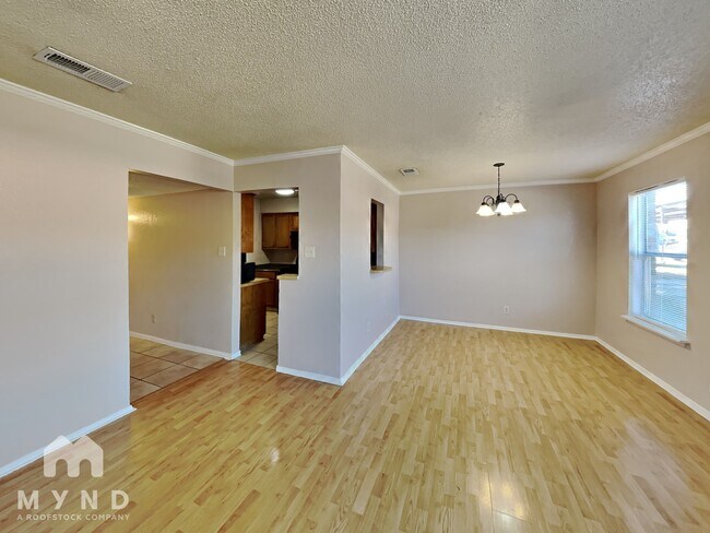 Foto del edificio - 5515 Brookview Ct