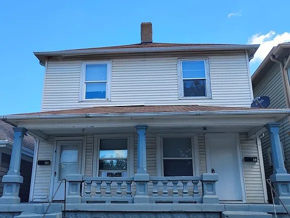 Building Photo - 32 Adler St