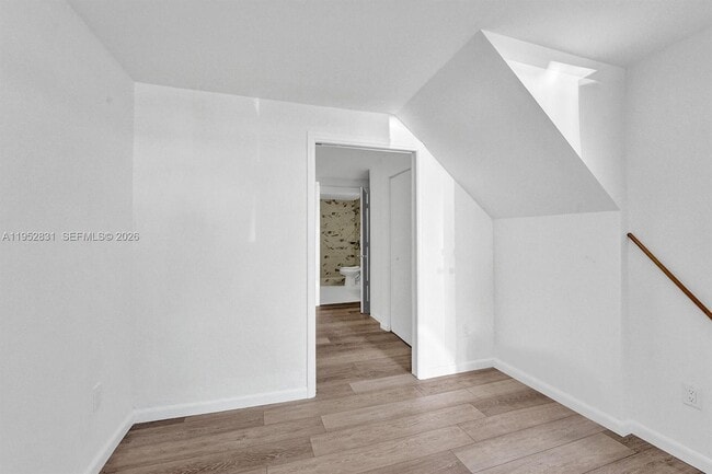 Foto del edificio - 310 N Ocean Breeze