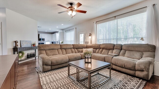 Foto del edificio - 20703 Emerald Spruce Ct