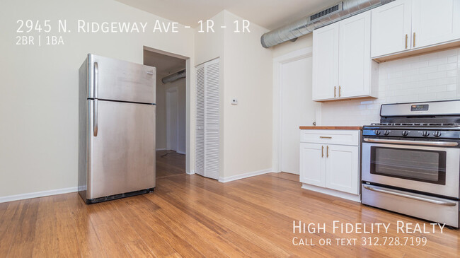 Building Photo - 2945 N Ridgeway Ave