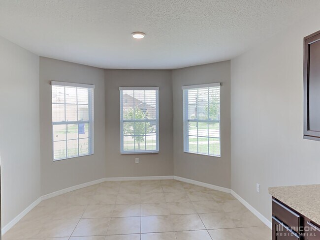 Building Photo - 518 Squires Grove Dr