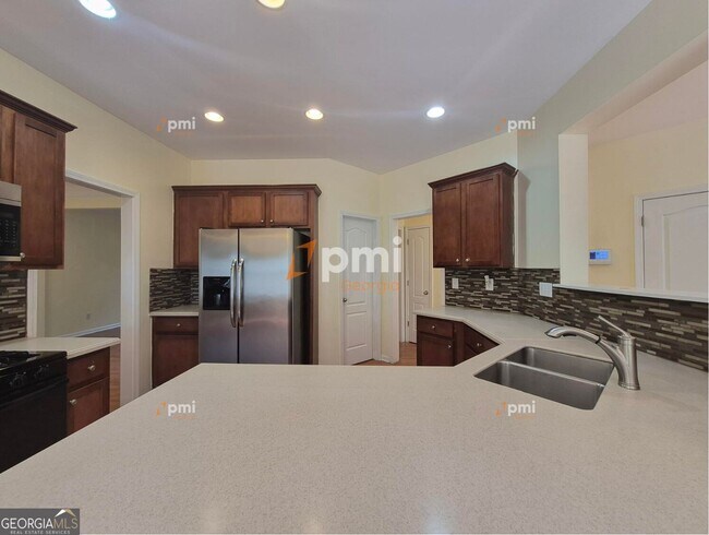 Building Photo - 1560 Bramlett Hill Ln SE