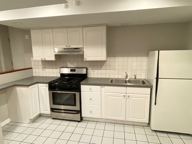 Building Photo - 2115 W Cortland St