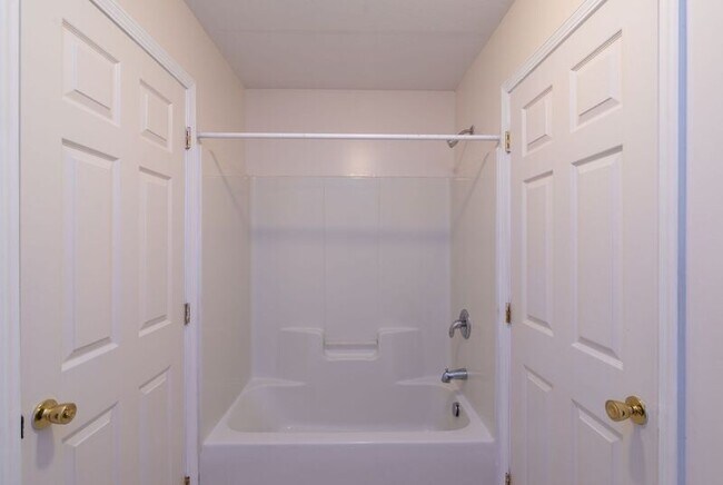 Foto del edificio - 97 Citadel Dr