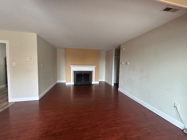 Building Photo - 10596 Twin Rivers Rd