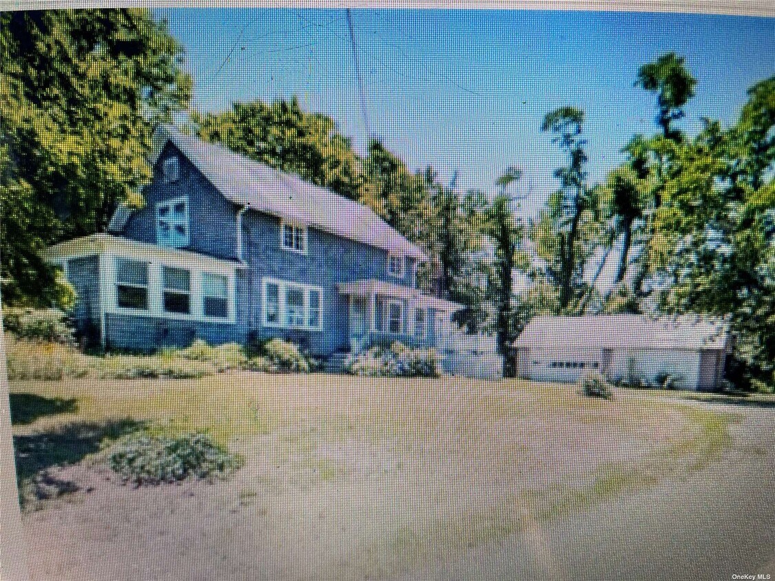 32 Bayview Ave, Brookhaven, NY 11733 House Rental in Brookhaven, NY