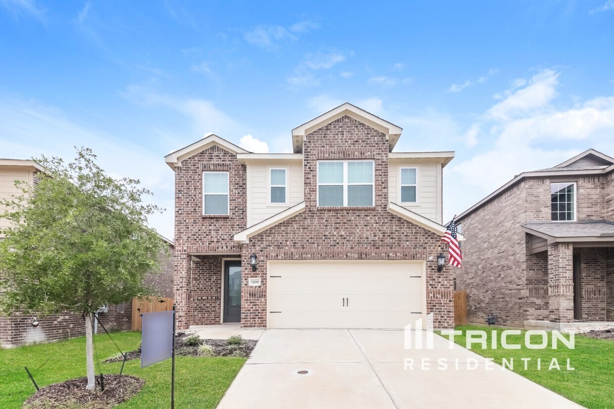 Primary Photo - 1106 Bullock Dr