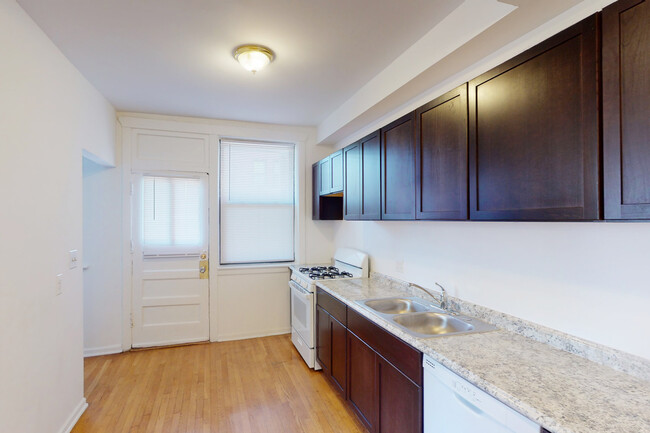 Kitchen - 5237-5245 S. Kenwood Avenue