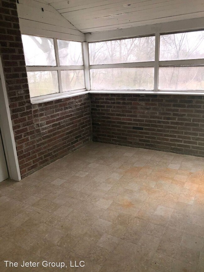 Foto del edificio - 2 br, 1 bath House - 3925 US HWY 641 S.