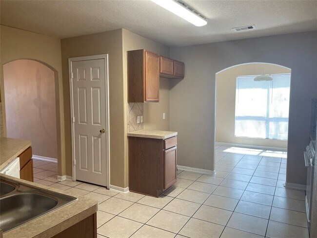 Foto del edificio - 19618 Lighthouse Scene Ln