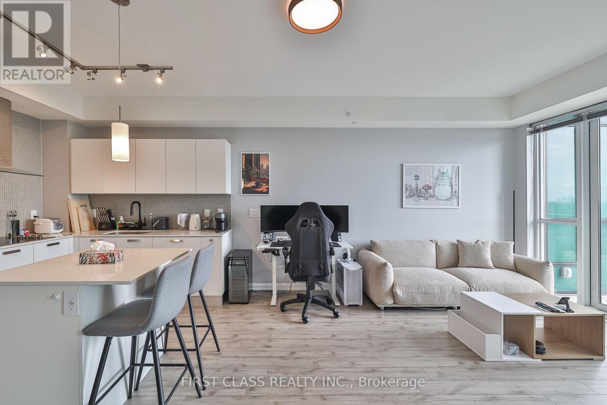 Photo principale - 11-1011 Bogert Ave