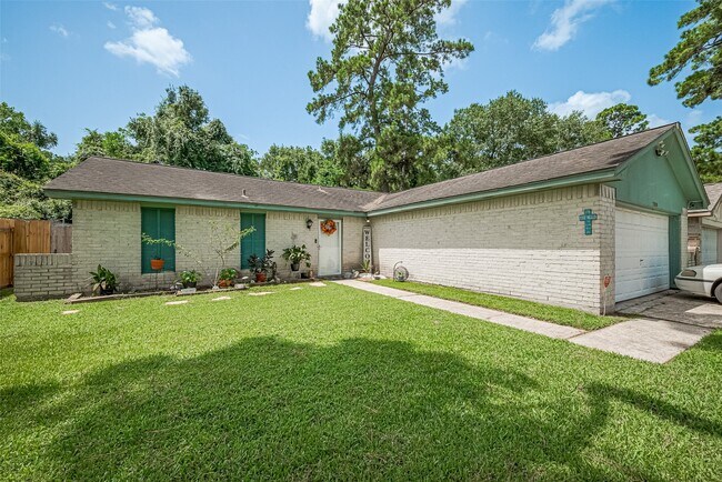 Building Photo - 7010 Foxmar Ln