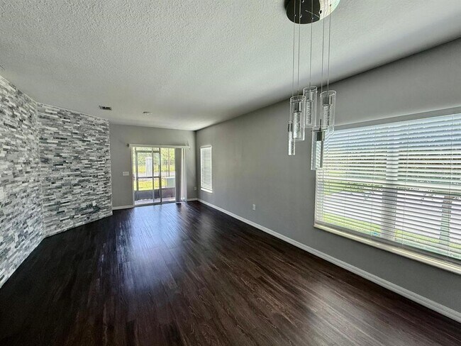 Foto del edificio - 3301 Beau Rd