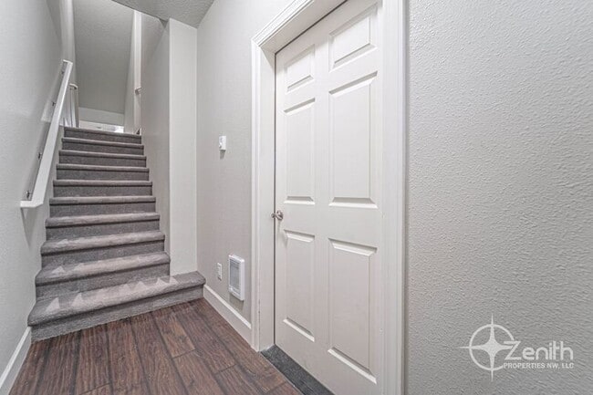 Photo - 8108 NE 35th Ave House