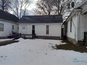 Building Photo - 912 Willow Ave