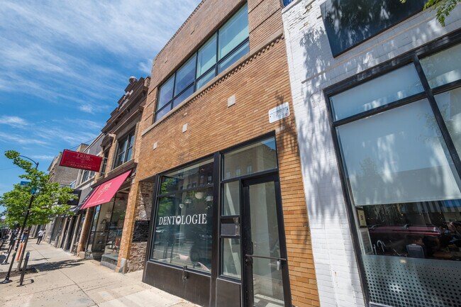 Foto del edificio - 1625 N Milwaukee