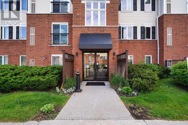 Building Photo - 300-300 Spillsbury Dr